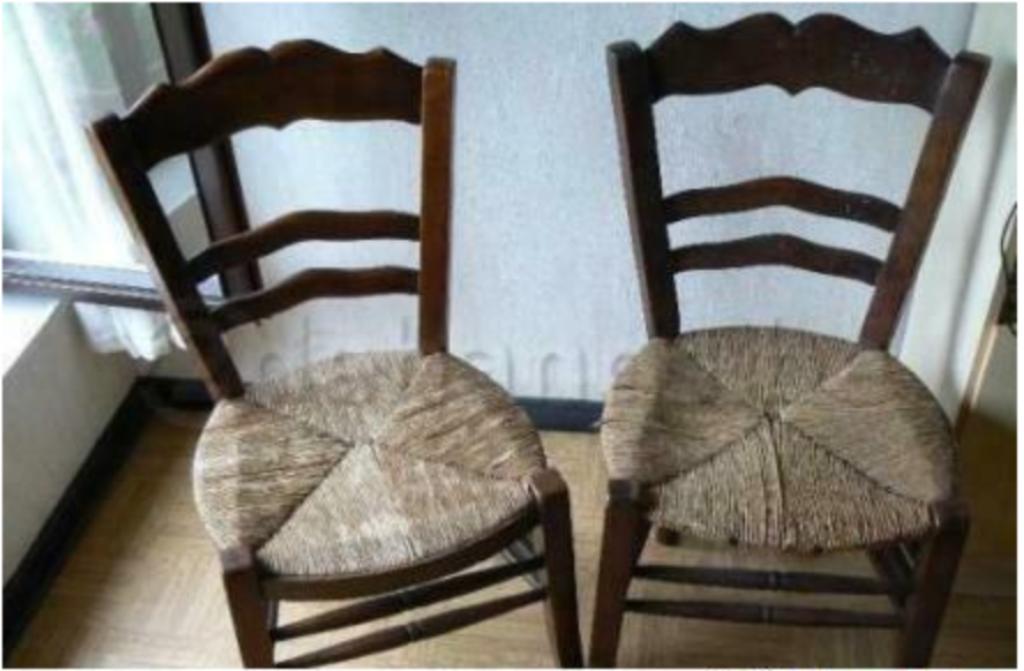 Oude stoelen, Ophalen