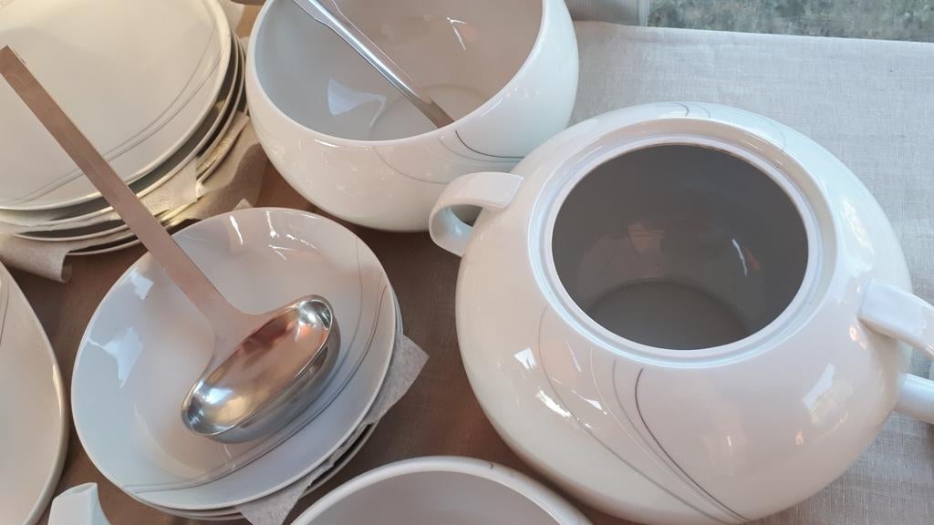Porselein servies Bavaria, Huis en Inrichting, Keuken | Servies, Ophalen, Porselein, Bord(en)