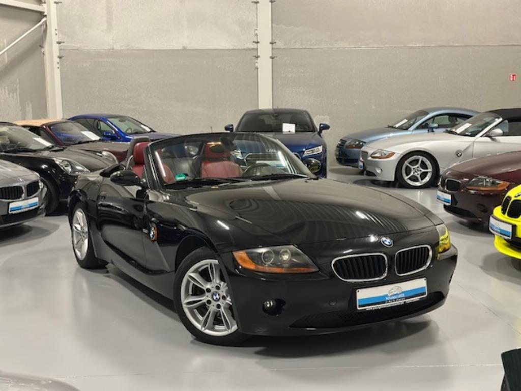 BMW Z4 2.2i 24v Roadster | Leder | Manueel | 17" velgen, Auto's, 2171 cc, Achterwielaandrijving, Cabriolet, Zwart