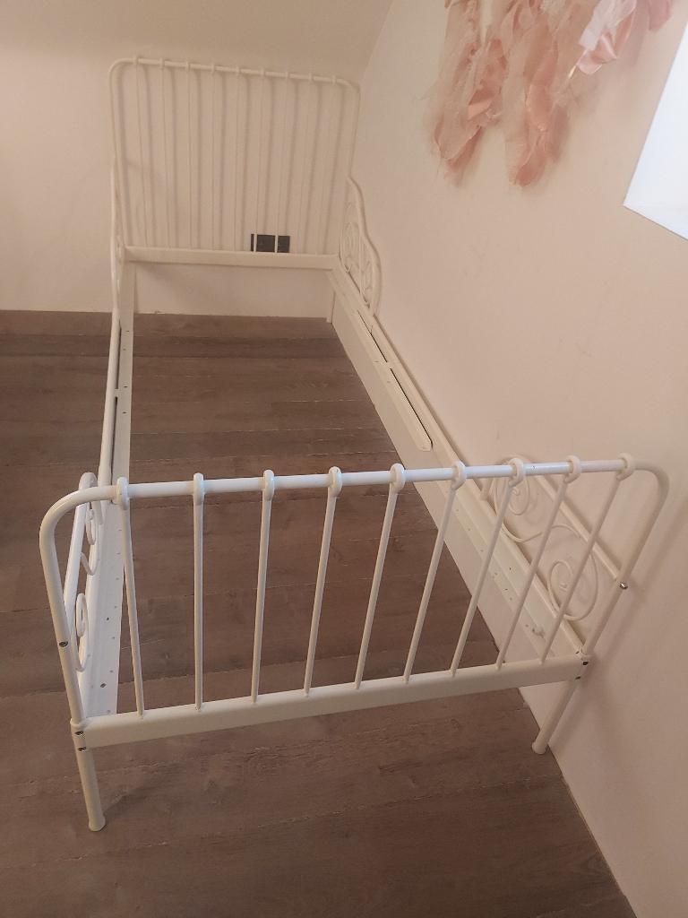 Metalen Bed Frame - Kind - Verlengbaar, Ophalen, Verstelbaar, Eenpersoons, Wit