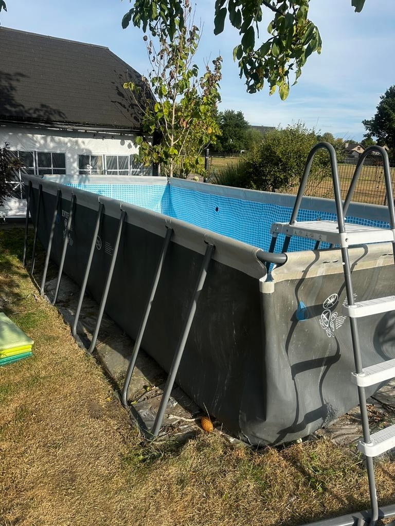 Intex Ultra XTR Frame zwembad - 549x274x132 + zandfilterpomp, Tuin en Terras, Gebruikt, 200 tot 300 cm, Rechthoekig, Ophalen