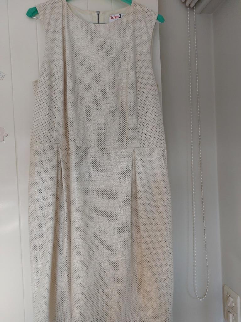 Kleed, Kleding | Dames, Wit, Maat 42/44 (L), Ophalen of Verzenden, Boven de knie