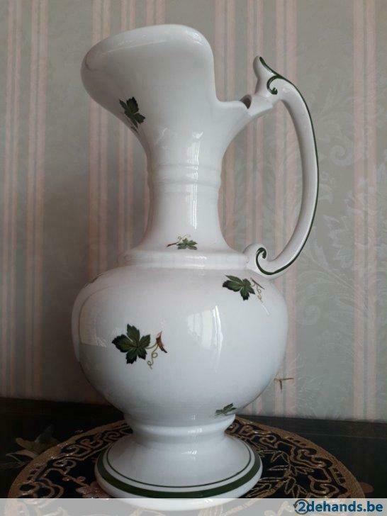 porcelaine de bruxelles witte vaas met blaadjes, Antiek en Kunst, Ophalen