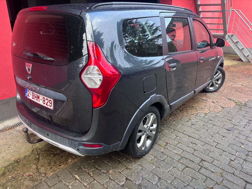 Location voiture 5/7places essence diesel a la louviere, Enlèvement ou Envoi