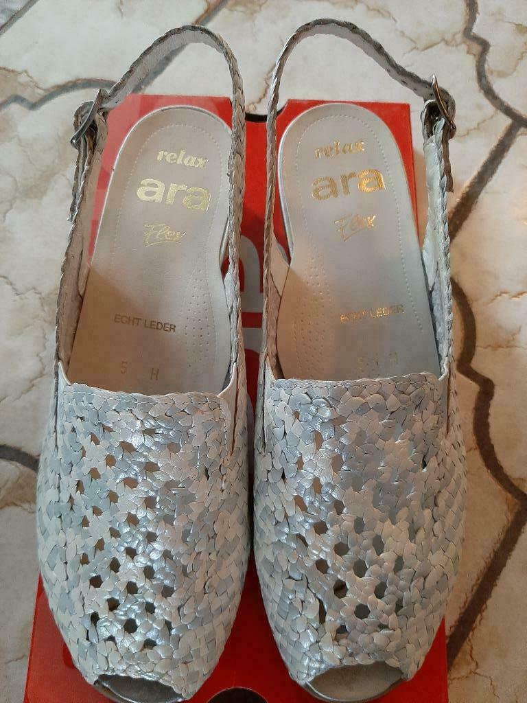 Zomerschoenen Maat 38 (als nieuw)ARA, Ara, Enlèvement ou Envoi, Comme neuf