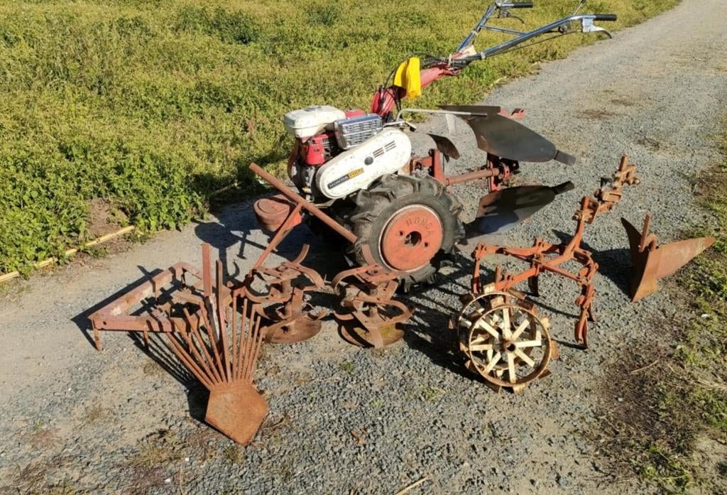 Motoculteur 8 CV Honda F600 en très bon état de marche , Bricolage & Construction, Outillage | Fraiseuses, Utilisé, Essence, Enlèvement