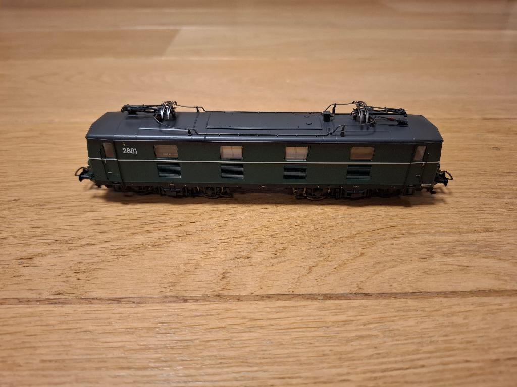 Piko 96557 - motrice pour tous services SNCB 2801, Courant alternatif, Enlèvement, Locomotive, Piko