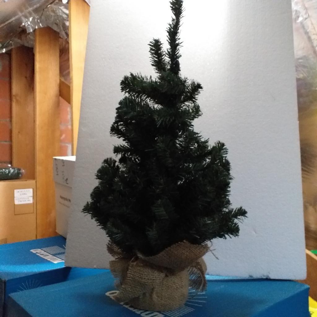 Kerstboompje in jute zak, Ophalen of Verzenden, Zo goed als nieuw