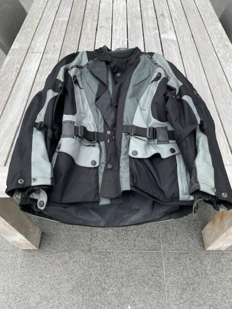 Motorkleding Heren Jas + 2x Broek, Motoren, Kleding | Motorkleding, Ophalen, Jas | textiel, Heren, Nieuw zonder kaartje
