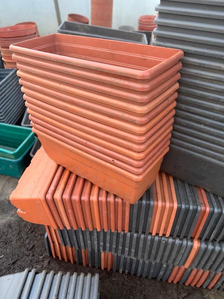 bloembakken 40 cm grijs en terracotta kleur, Moins de 30 cm, Enlèvement ou Envoi, Comme neuf, Synthétique