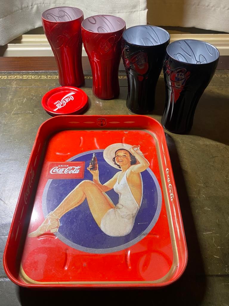 Ensemble coca cola, Enlèvement, Comme neuf