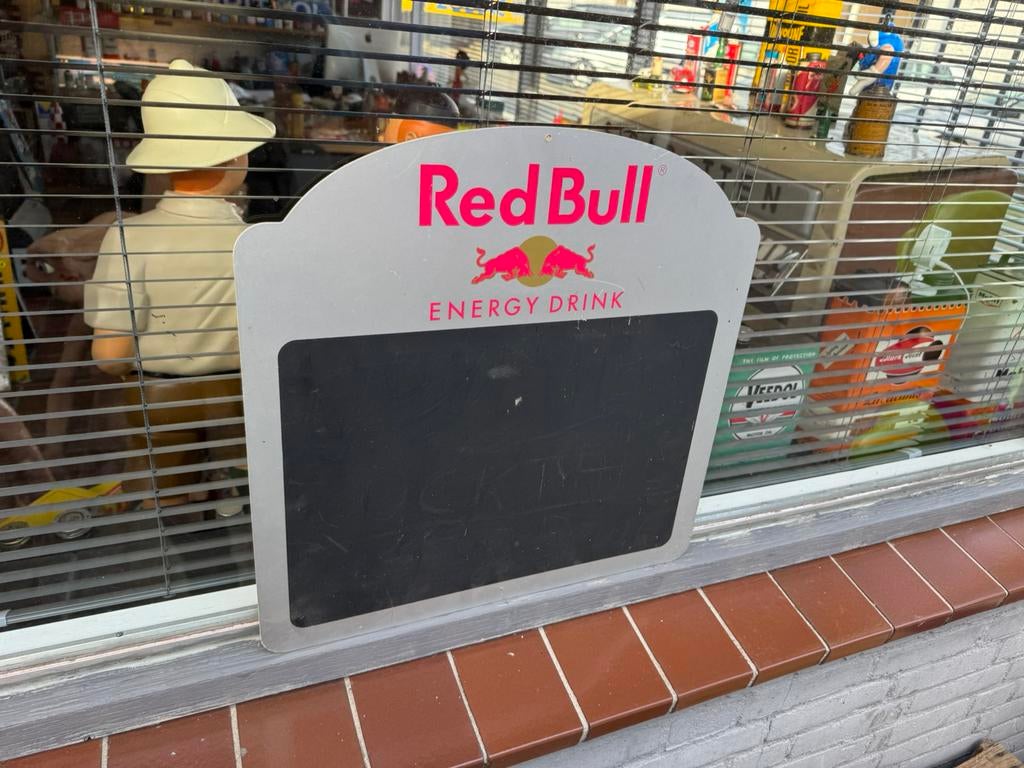 Ancien panneau d'affichage/tableau noir Redbull, Enlèvement ou Envoi, Utilisé, Panneau publicitaire