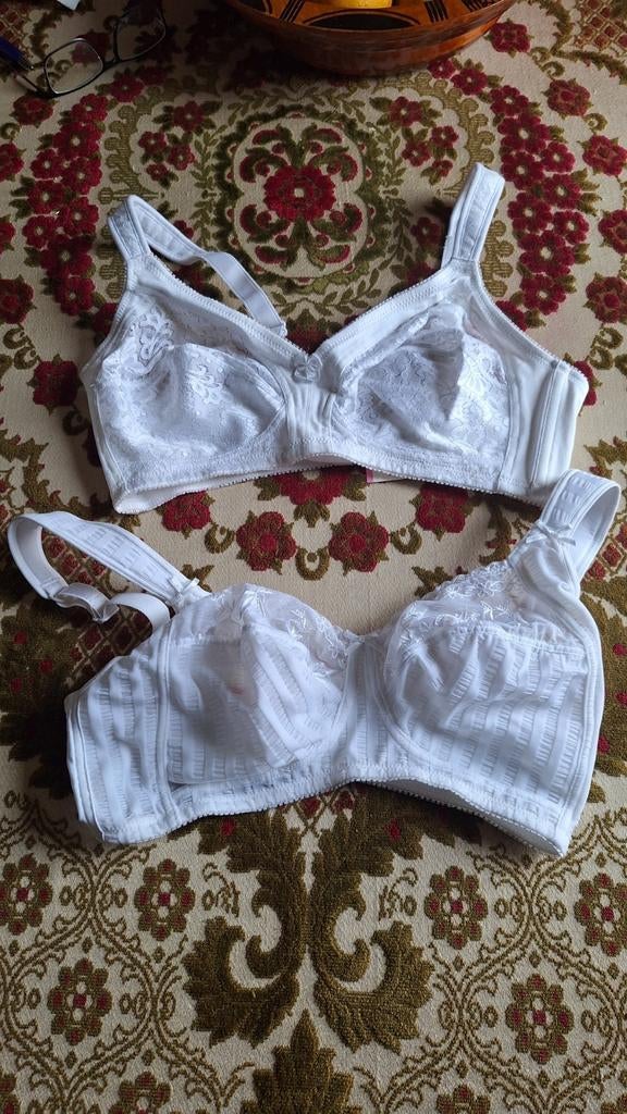 Beha wit maat 80C aan 2,5 euro per BH nieuw, Kleding | Dames, Queentex, Ophalen of Verzenden, Wit, BH