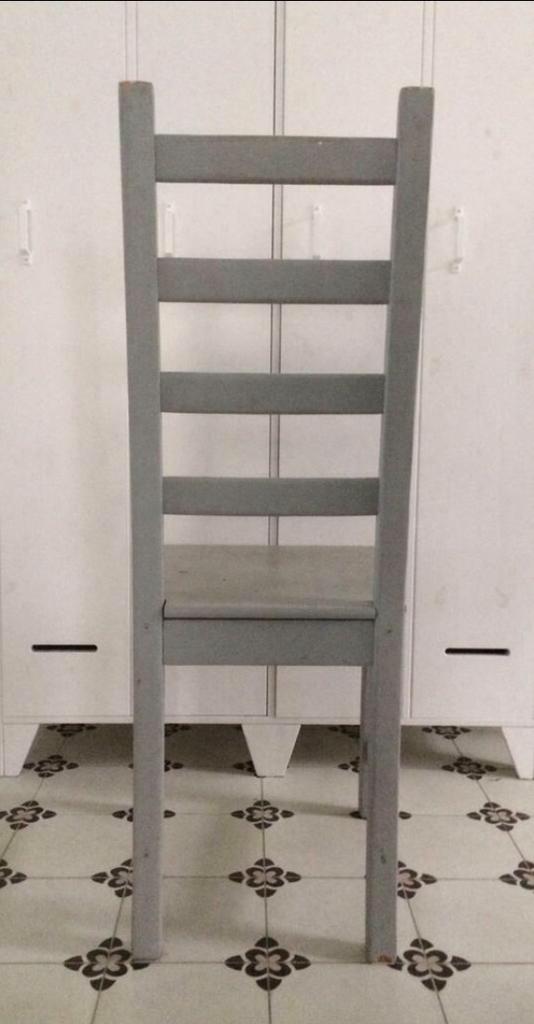 1 x chaise IKEA en bois de pin gris, Maison & Meubles, Gris, Enlèvement, Utilisé, Bois