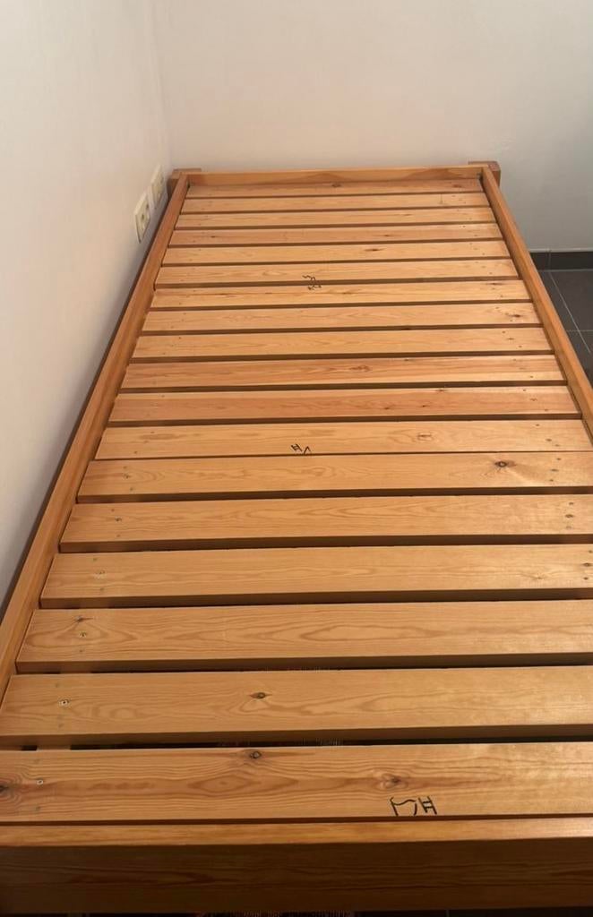 Massief houten bed 90x 200 + Beka bultex matras, Ophalen, 90 cm, Eenpersoons, Zo goed als nieuw
