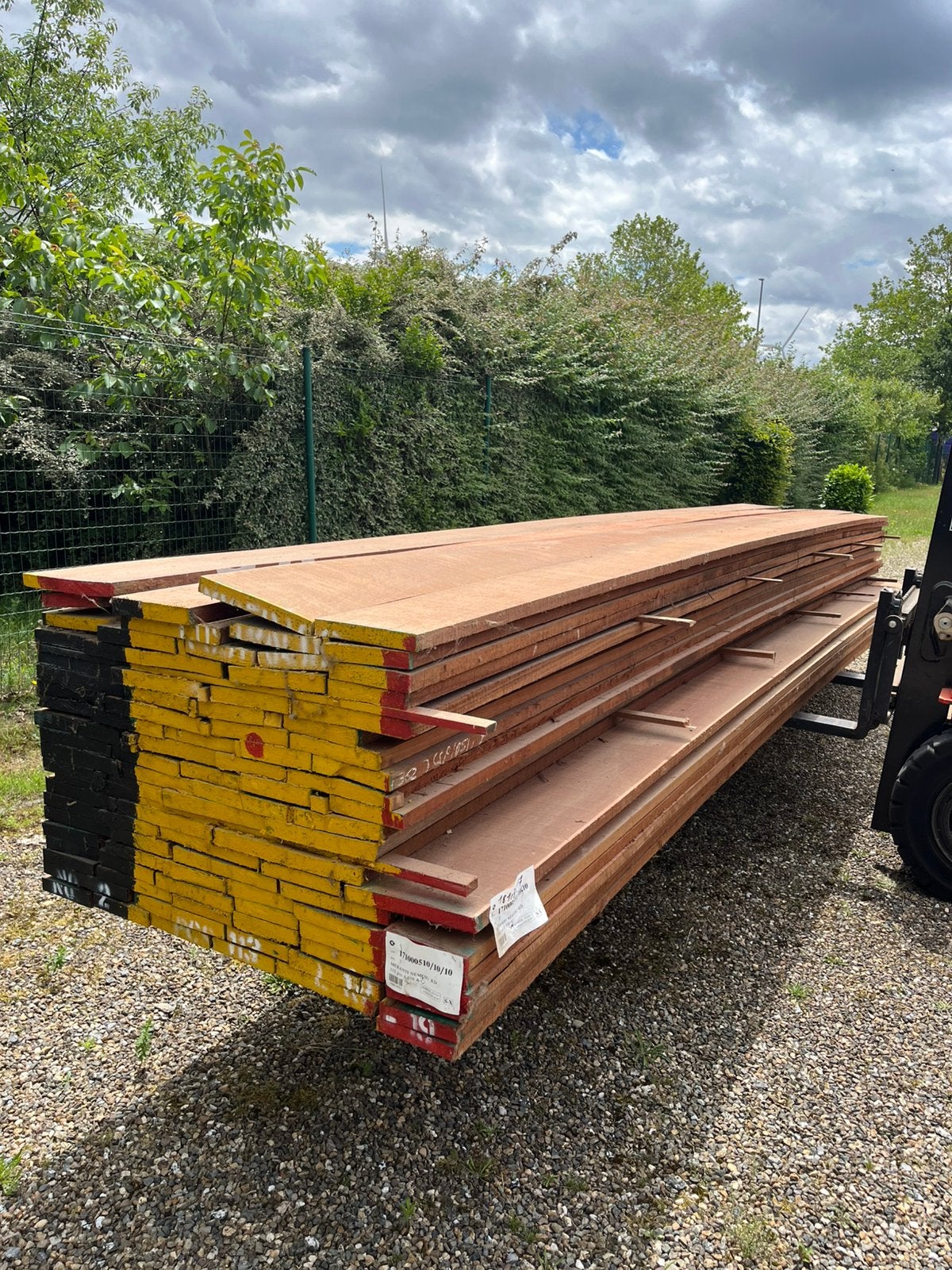 Meranti planken, Enlèvement, Comme neuf, Planches