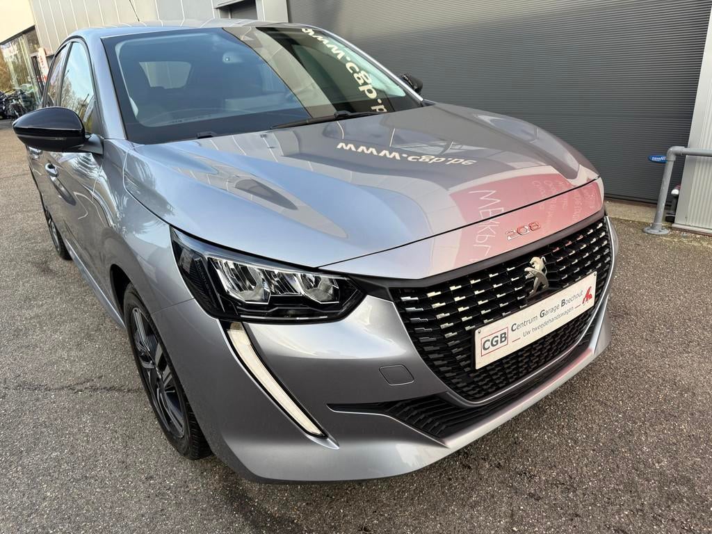 Peugeot 208 12PureTech 100 EAT8 ALLURE PACK, Auto's, Stof, Gebruikt, Zwart, 5 zetels