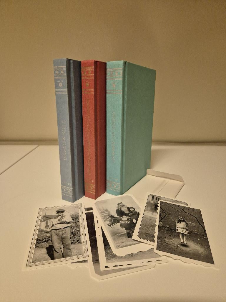 Miss Peregrine's Home for Peculiar Children trilogie, Boeken, Ophalen