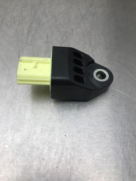 CAPTEUR AIRBAG Toyota Auris (E18) (|8983102140|), Autos : Pièces & Accessoires, Utilisé, Toyota