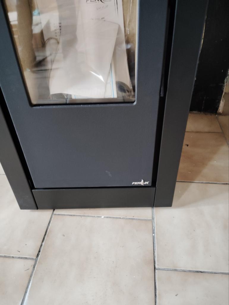 Poêle a pellet Ferlux 15kw, Enlèvement