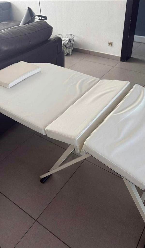 Massage tafel, Sport en Fitness, Massageproducten, Zo goed als nieuw, Massagetafel, Ophalen