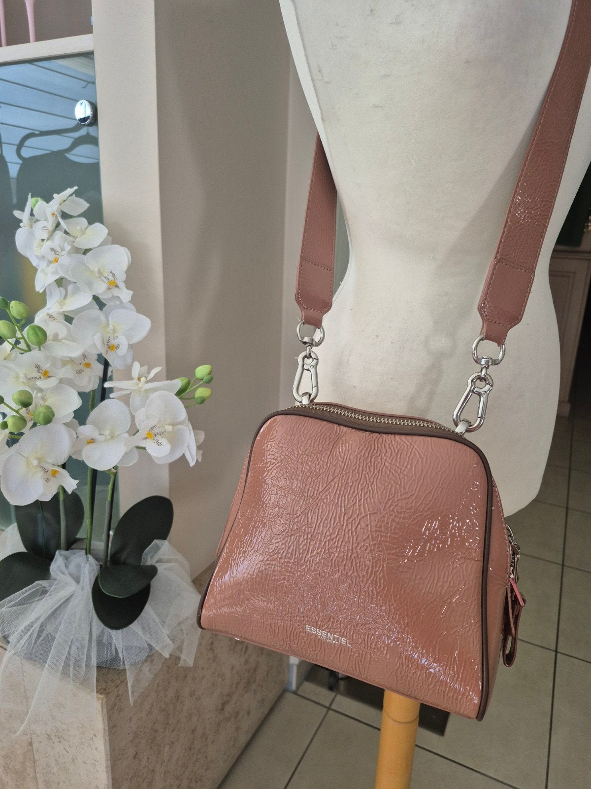 ESSENTIEL ANTWERP  handtas, Handtassen en Accessoires, Ophalen of Verzenden