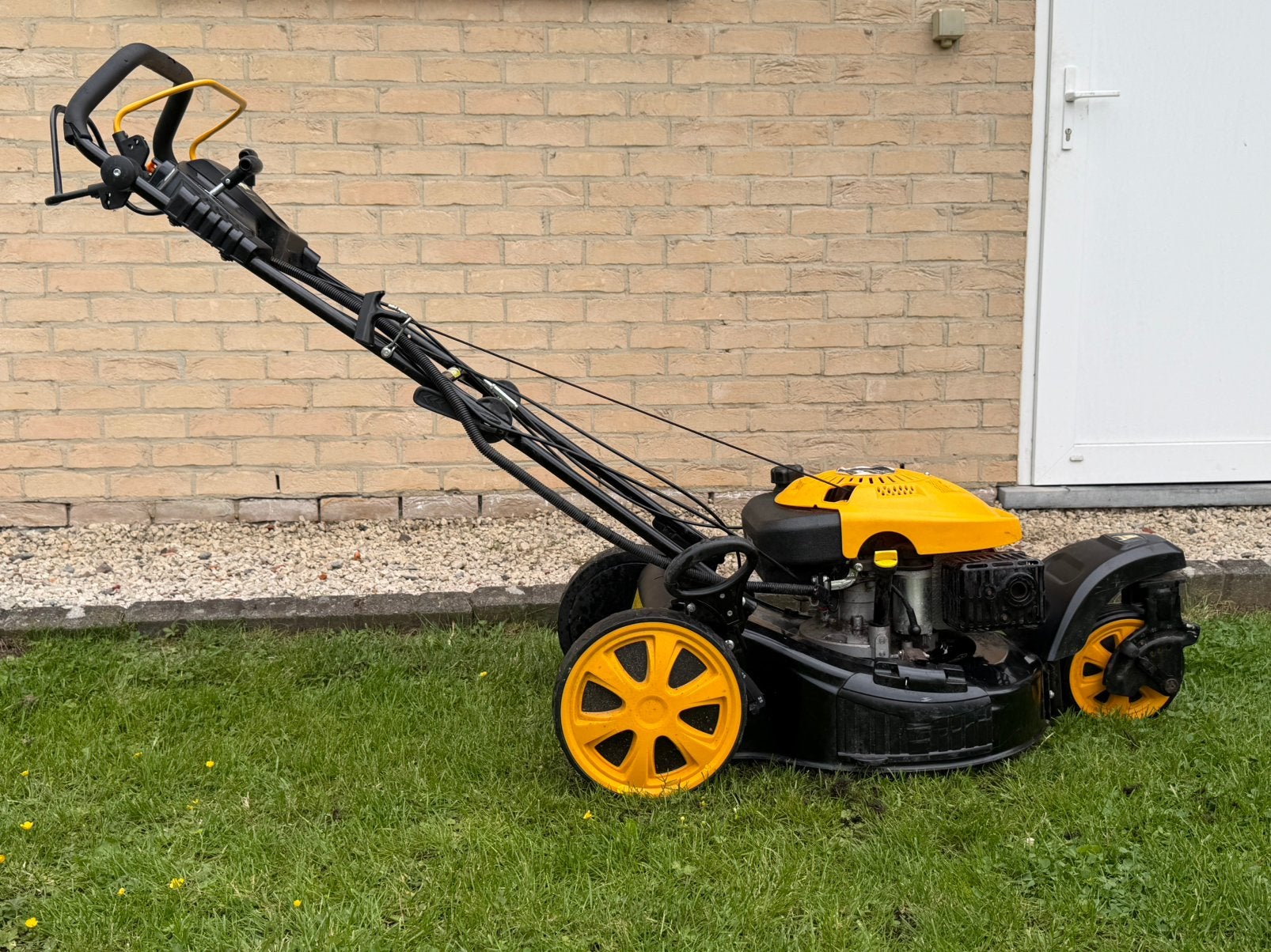 Grasmachine mowox, Ophalen, Gebruikt