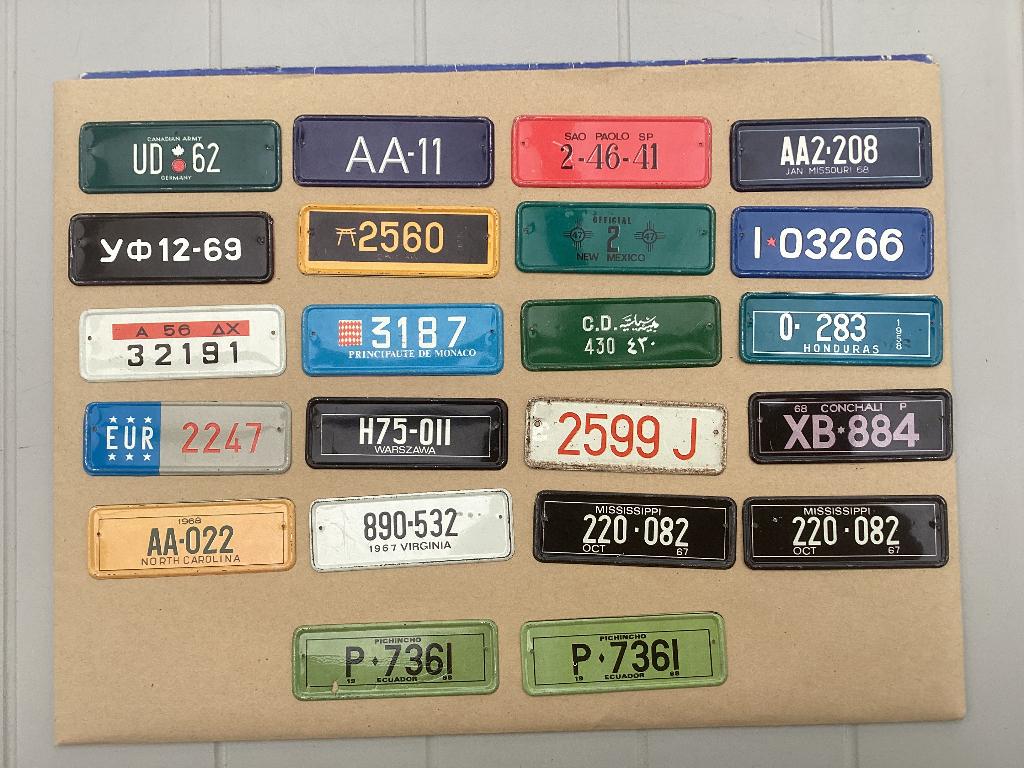 23 mini autoplaatjes van LA VACHE QUI RIT CHROMOS, Ophalen of Verzenden, Gebruikt