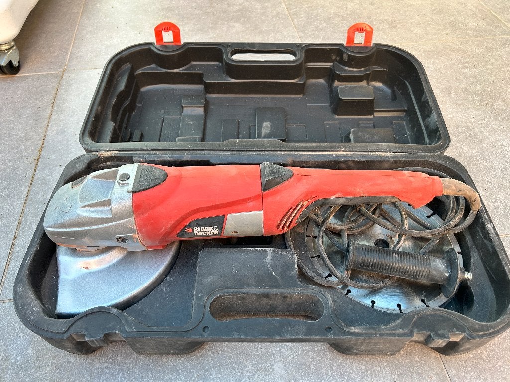 Black & Decker KG2000K-QS slijpmachine 230mm, Enlèvement, Utilisé