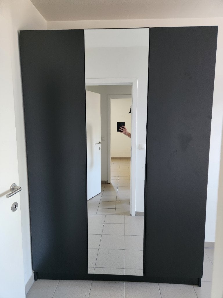Kleerkast zwart met spiegel – 150 cm, Huis en Inrichting, Ophalen, Gebruikt, 200 cm of meer, 150 tot 200 cm