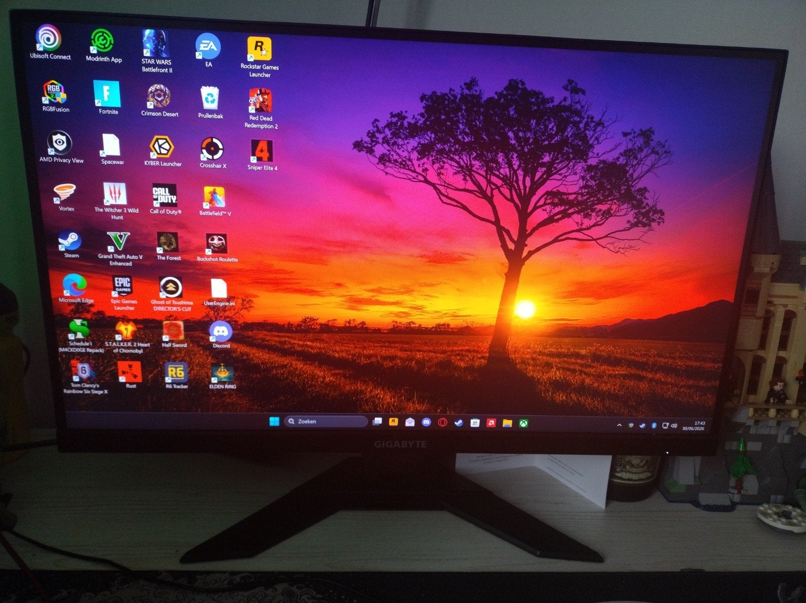 Gigabyte M27Q X Zwart, Computers en Software, Monitoren, Ophalen, HDMI