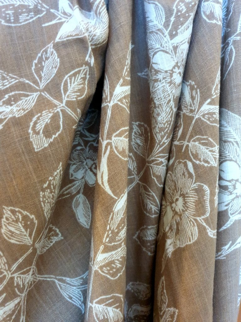 Tissu coton-viscose fleuri beige/kaki – prêt à coudre, Neuf, Beige, Coton, 120 cm ou plus