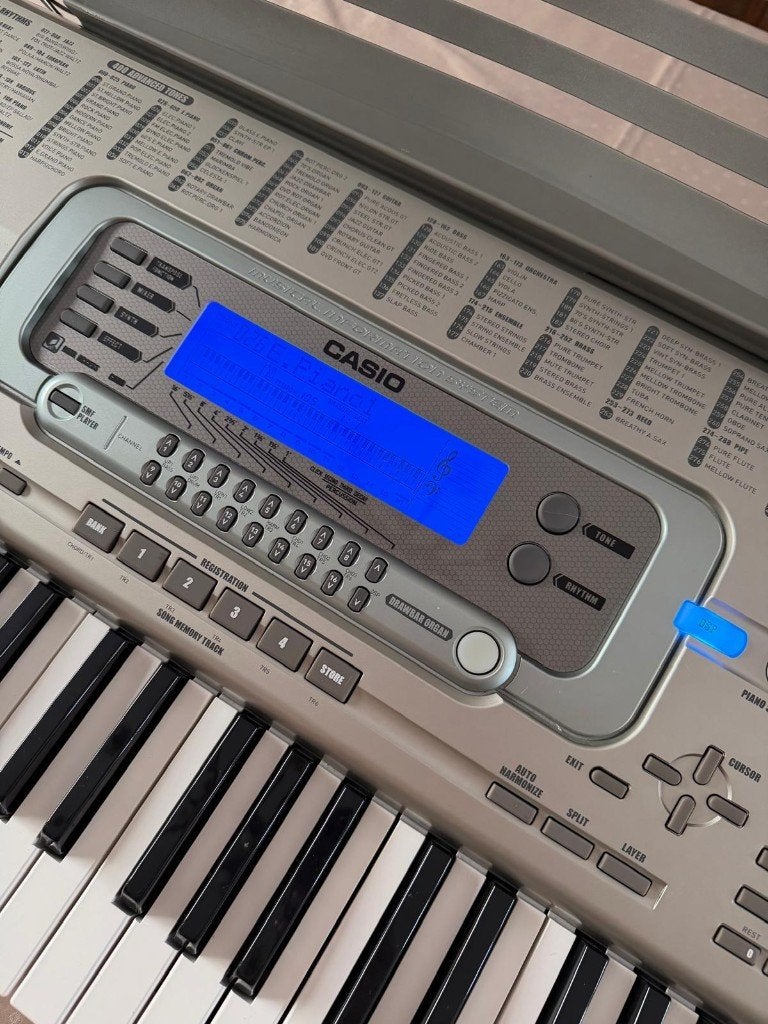 Clavier casio, Muziek en Instrumenten, Ophalen, Casio, Midi-aansluiting, Zo goed als nieuw