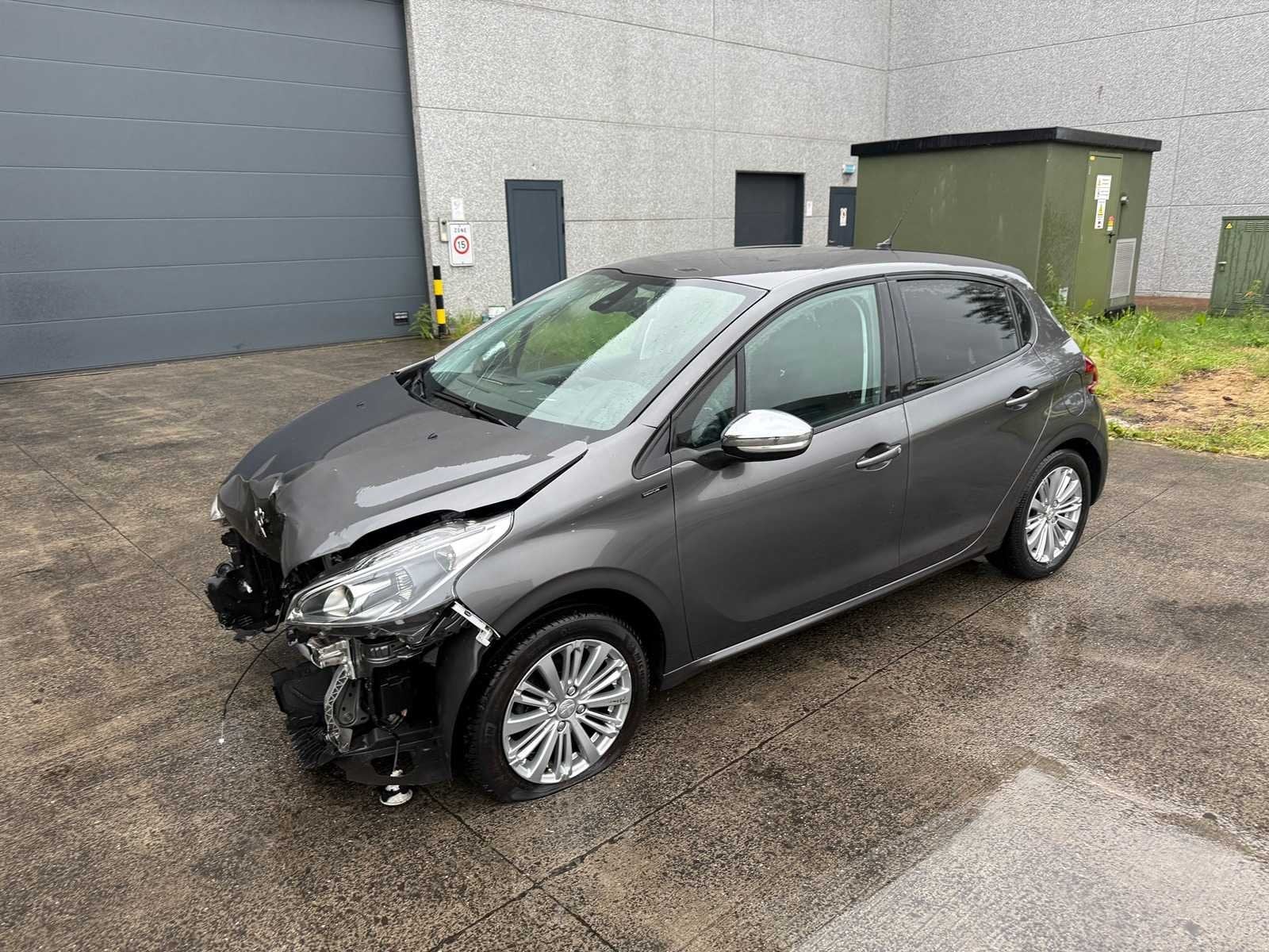 PEUGEOT - 2019 - 208 - SIGNATURE - Voiture, Autos, Achat, Euro 6, Entreprise, Boîte manuelle