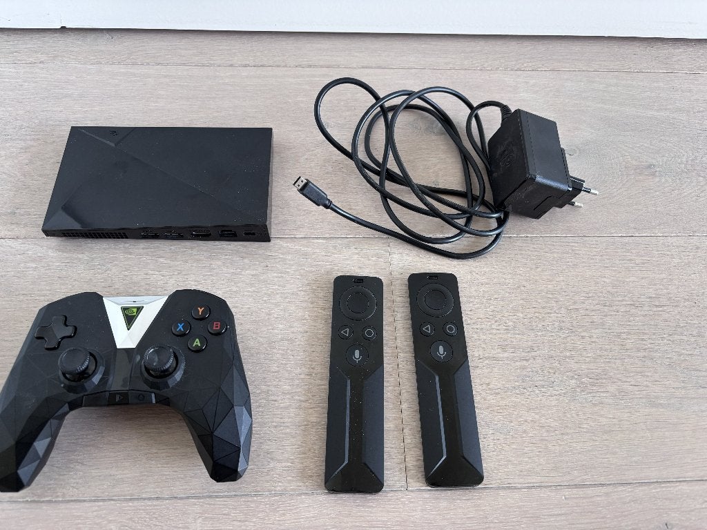Lecteur multimédia NVIDIA Shield TV Pro P2897, TV, Hi-fi & Vidéo, Enlèvement ou Envoi, Utilisé, HDMI, Sans disque dur