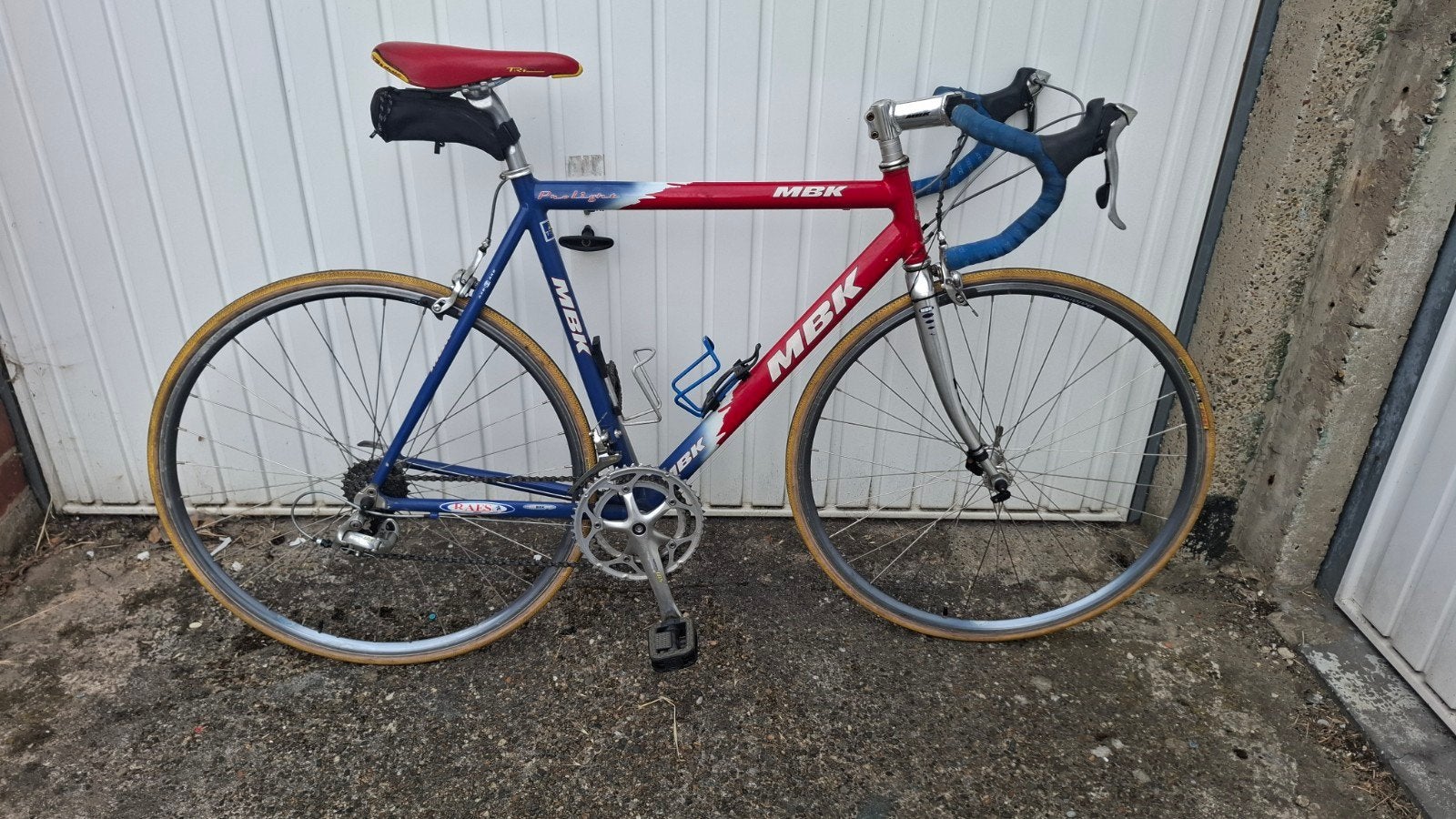 velo de course Mbk, Enlèvement ou Envoi