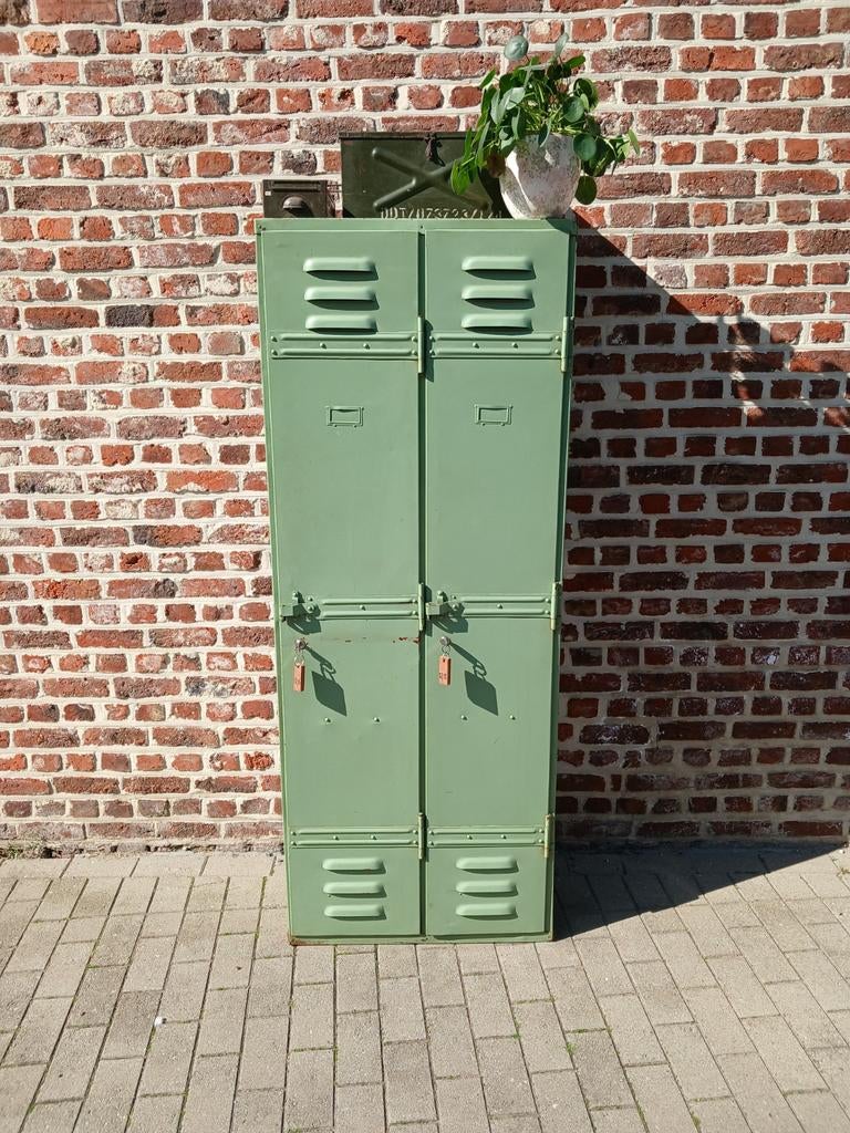 Vintage legerlocker lockerkast vestiare nr125, Ophalen