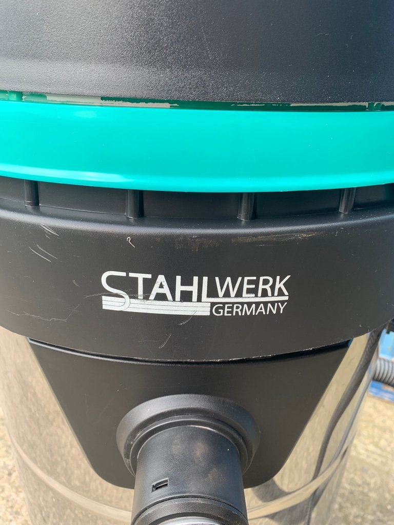 Stofzuiger Stahlwerk V100, Ophalen