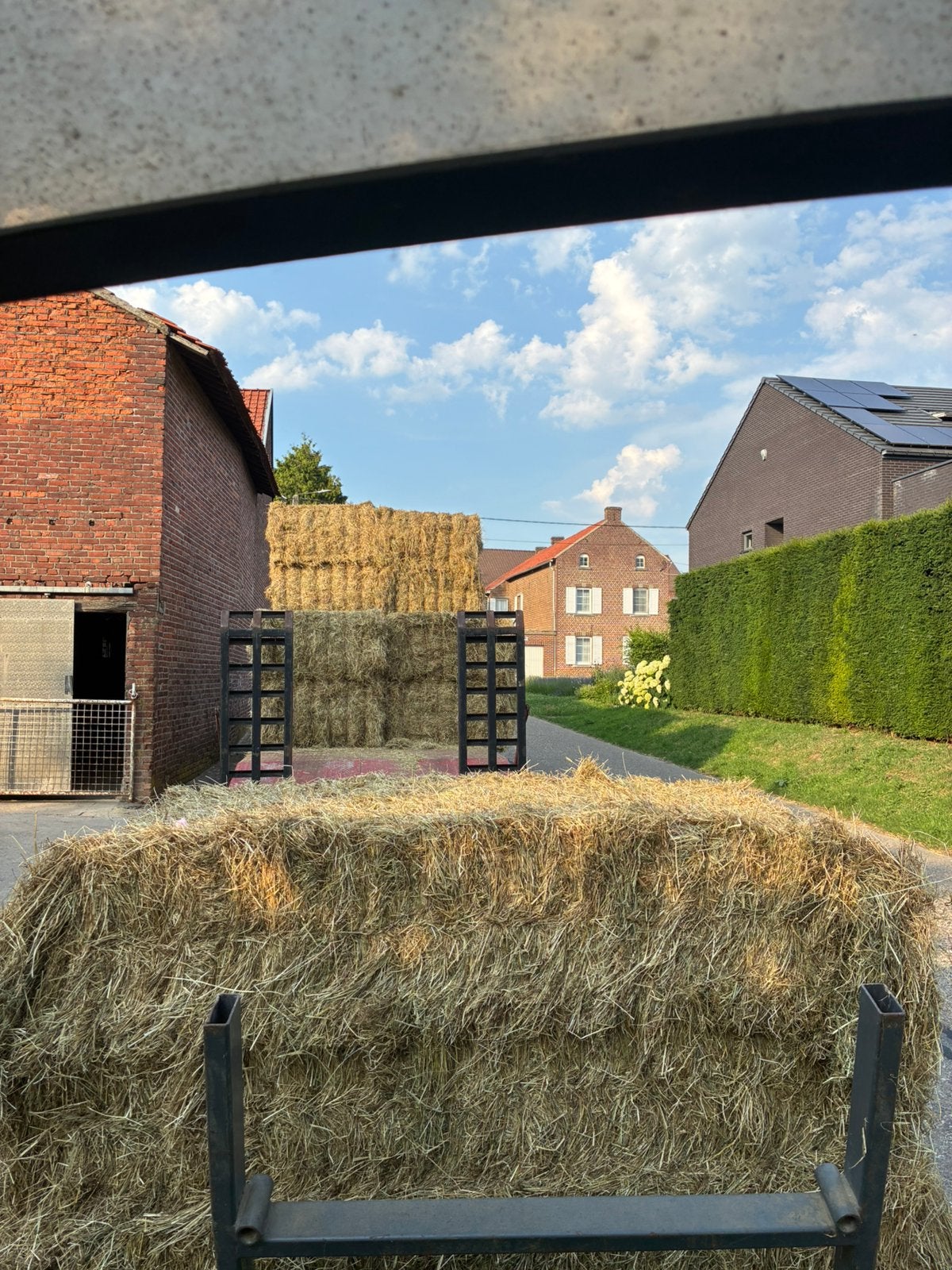 Hooi te koop   Bussels 1,80m, Enlèvement