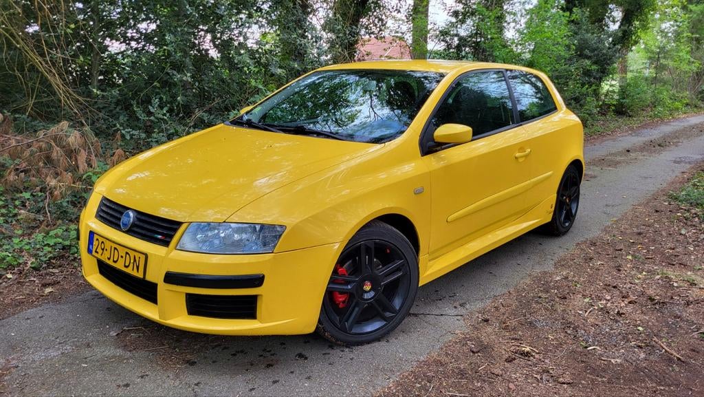 Fiat Stilo 2.4 20V Abarth, 5 cilinder, leer, PDC, UNIEK!!!, Auto's, Fiat, Stilo, Particulier, Euro 4, 125 kW