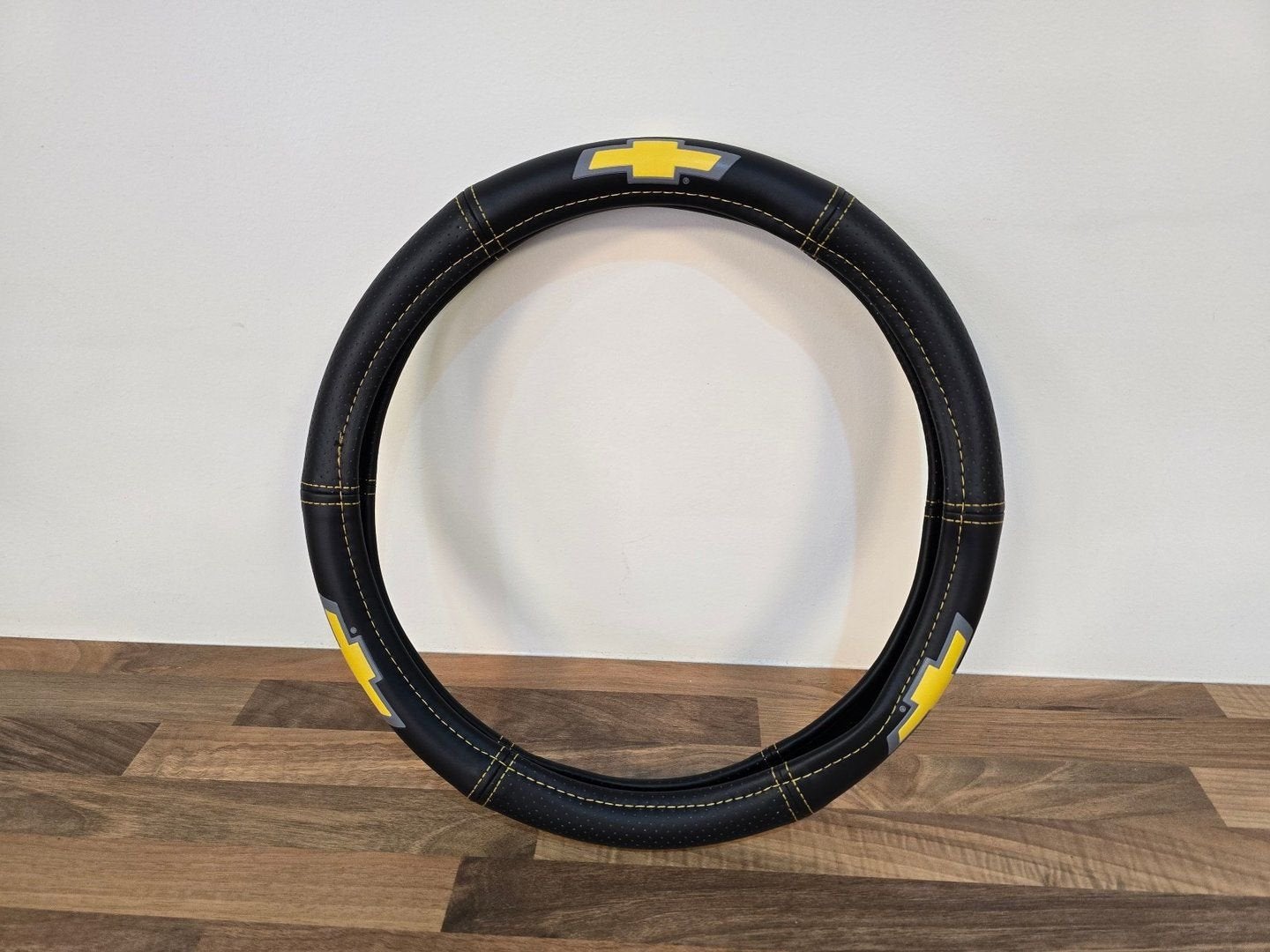 Chevrolet stuurhoes zwart geel – met logo 38 cm, Auto-onderdelen, -, -, Nieuw, Ophalen of Verzenden