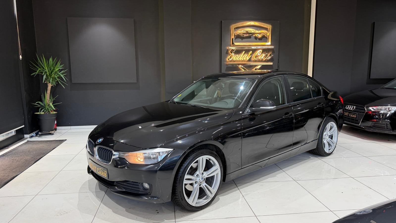 BMW 3er - 316d, Auto's, Euro 5, 4 cilinders, Zwart, 5 deurs