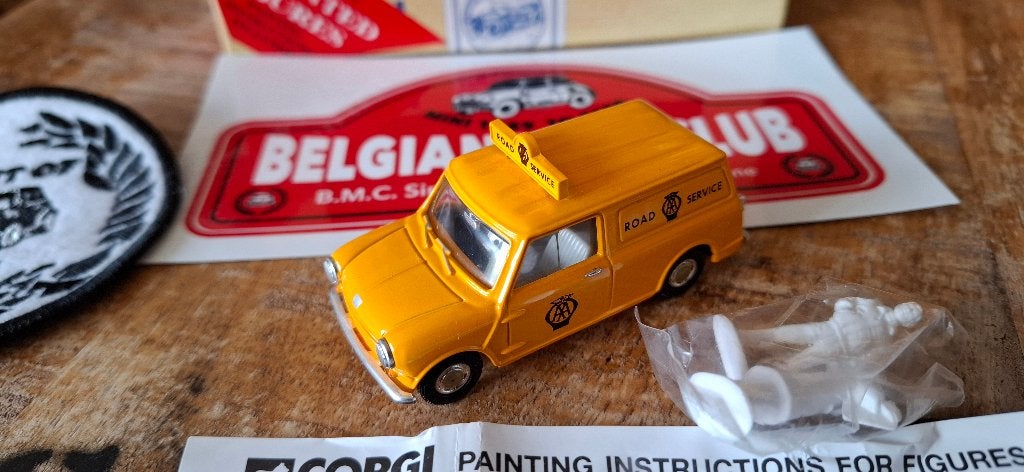 MINI Van Mk1 Morris ROAD SERVICE Yellow 1/43 CORGI Neuf+Box, Enlèvement ou Envoi, Neuf, Voiture, Corgi