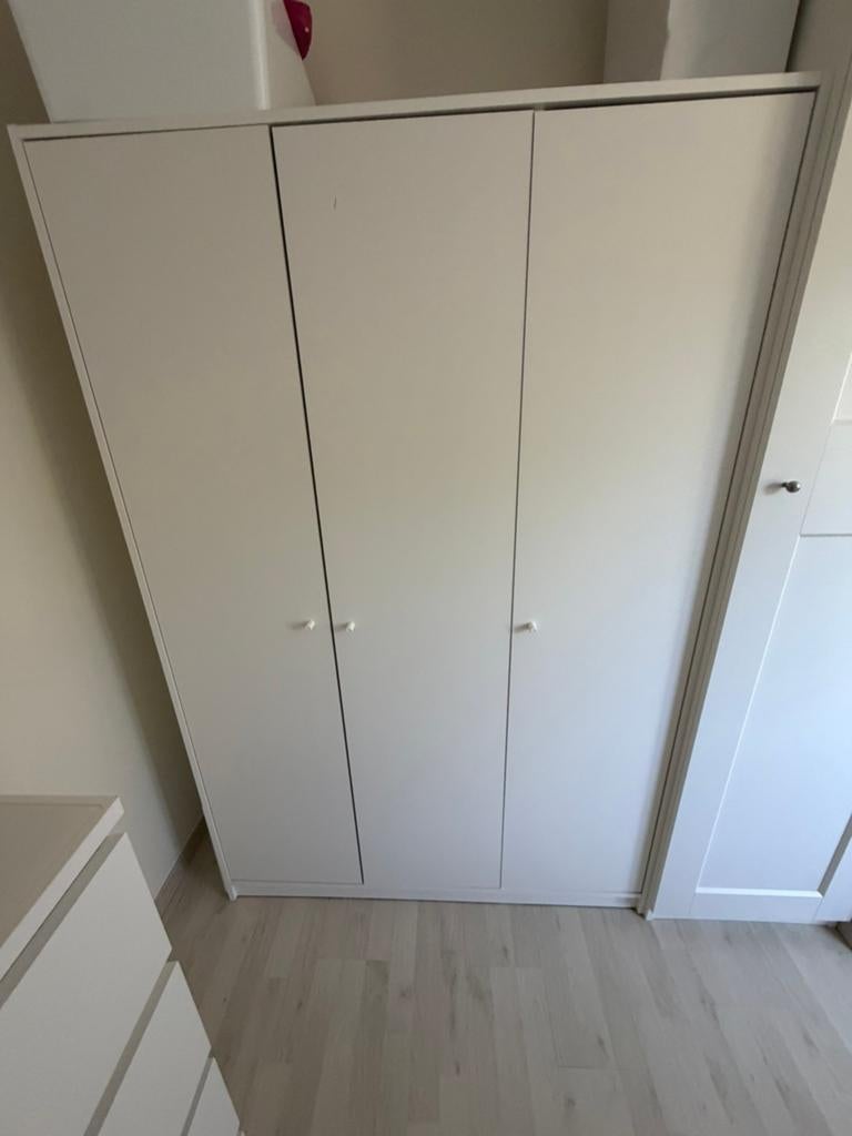 Kleding kast, Ophalen, Zo goed als nieuw