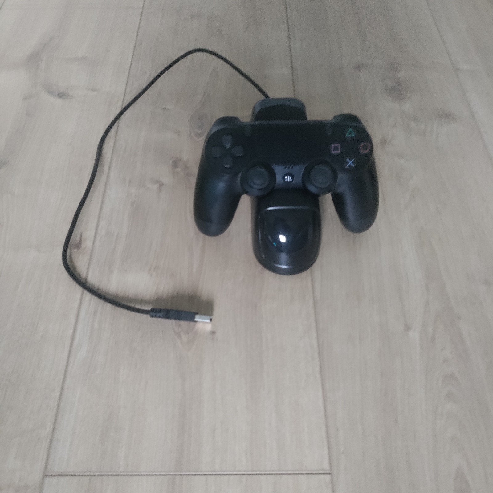 Station de recharge pour manette PS4, Enlèvement ou Envoi, Utilisé, PlayStation 4