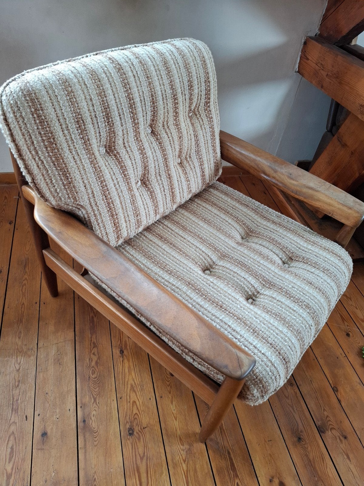 klassieke mid-century fauteuil van Deens design jaren 60-70, Ophalen