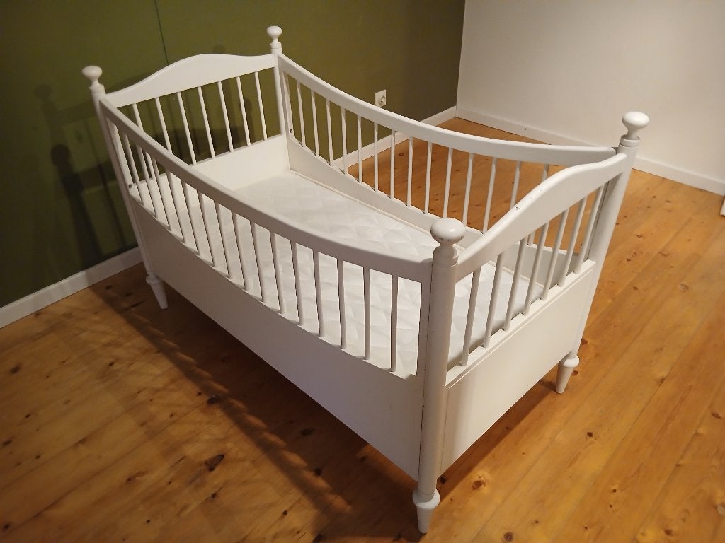 houten kinderbedje, Matelas, Moins de 70 cm, Comme neuf, Enlèvement