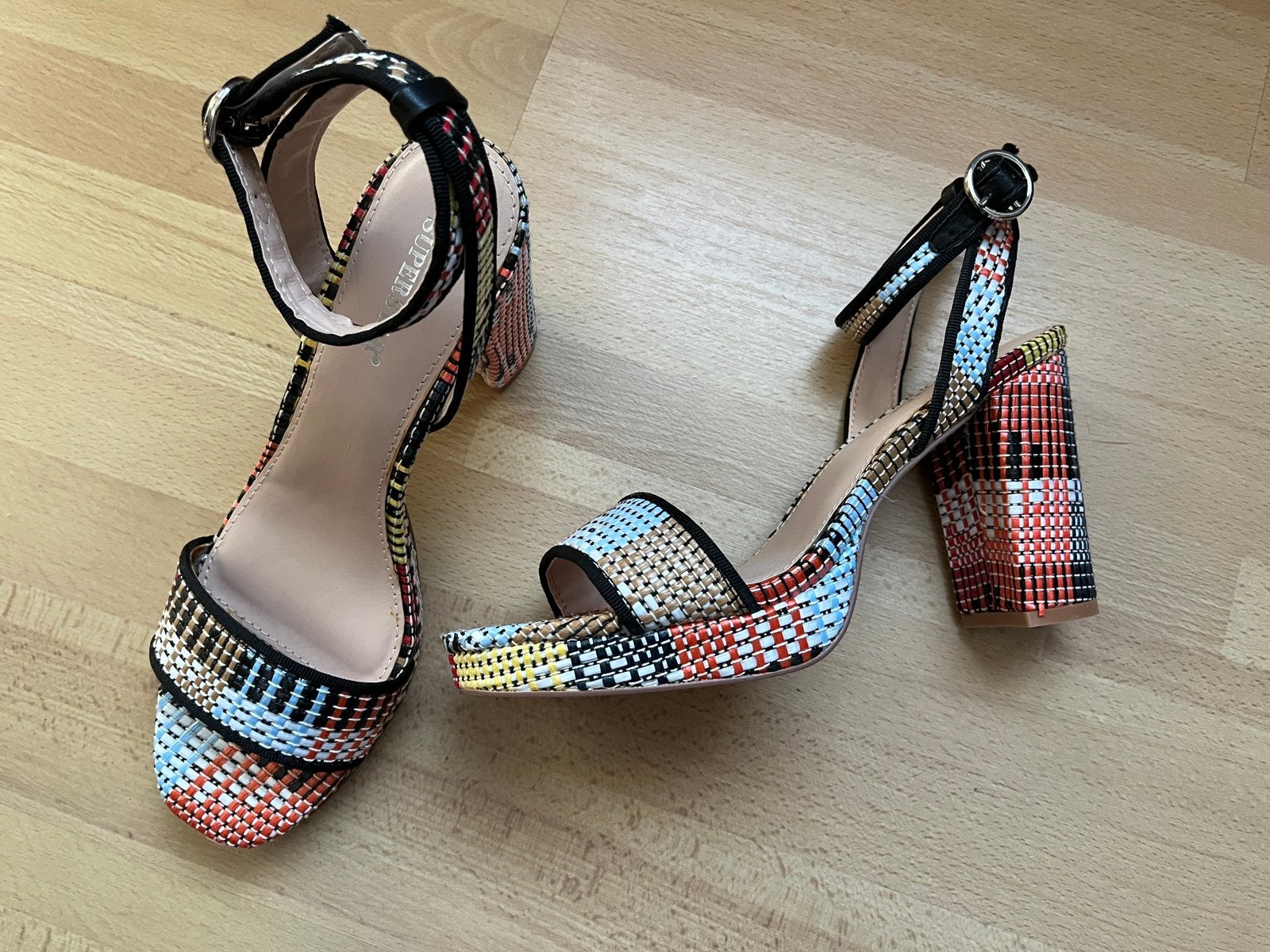 Superstar sandaal dames maat 40, Ophalen, Nieuw