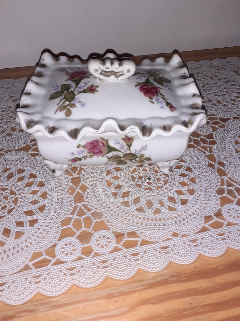 Boîte à bijoux en porcelaine à fleurs - vintage, Antiquités & Art, Enlèvement
