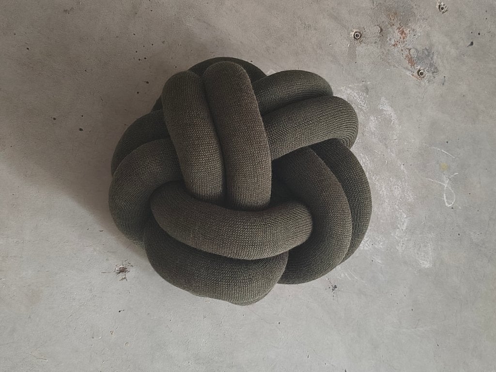Knot Cushion - design house stockholm, Huis en Inrichting, Woonaccessoires | Kussens, Nieuw, Ophalen of Verzenden, Sierkussen